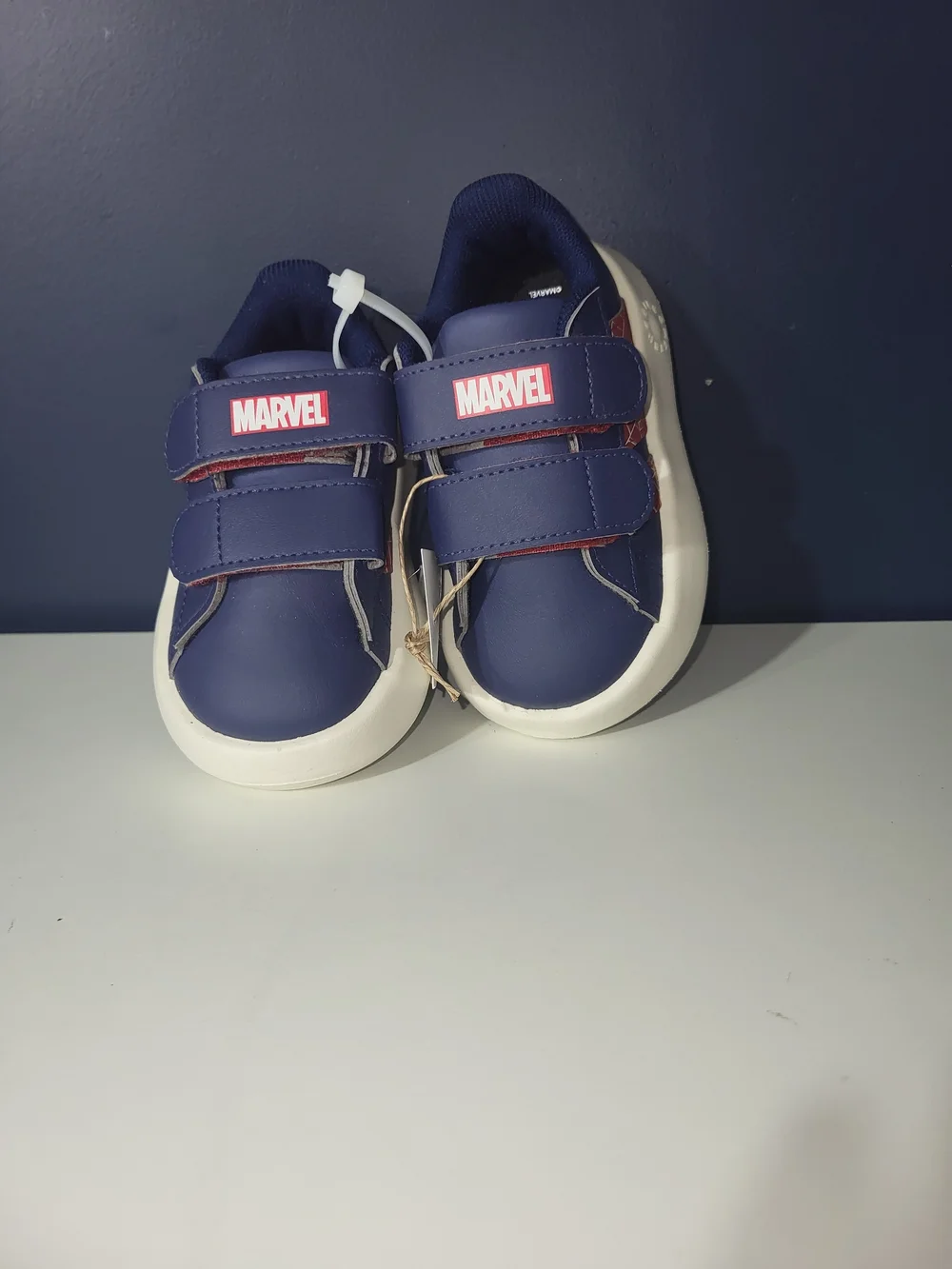 adidas Kids' Navy and Red Spider-Web Velcro Sneakers Size 6k 6c